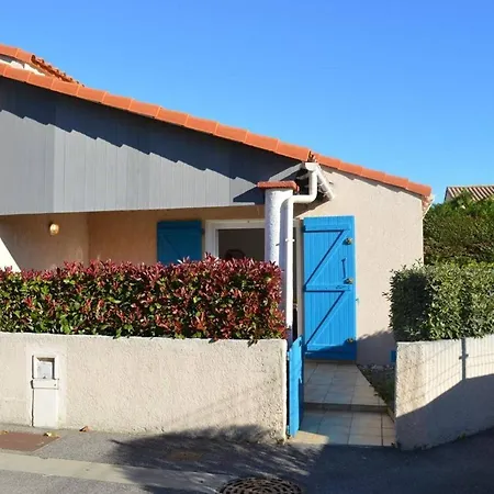 Villa Maison 2 Pieces Mezzanine 6 Couchages Cyprien Sc880-020 Saint-Cyprien (Pyrenees-Orientales)